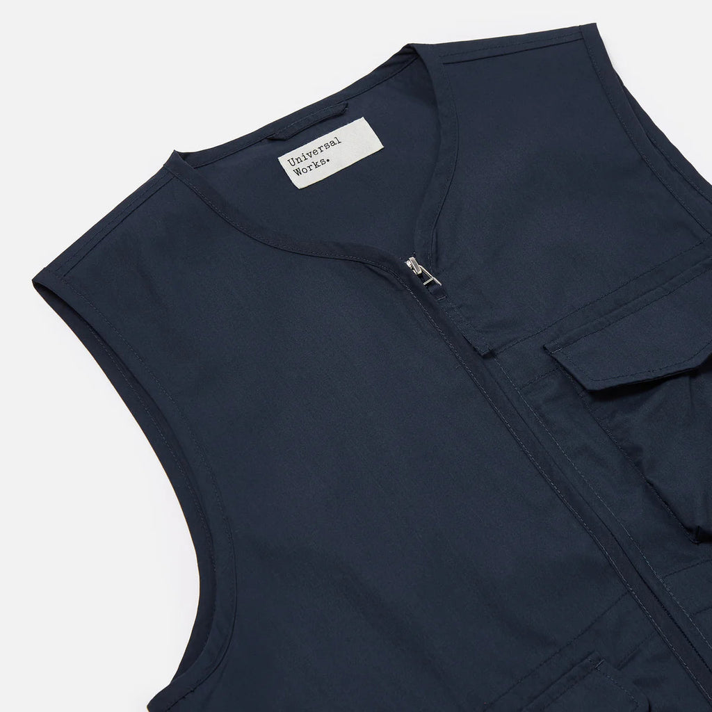 UNIVERSAL WORKS Parachute Liner Recycled Polytech Gilet | Navy