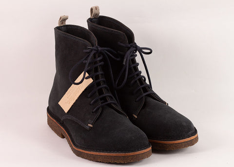 FOOTWEAR