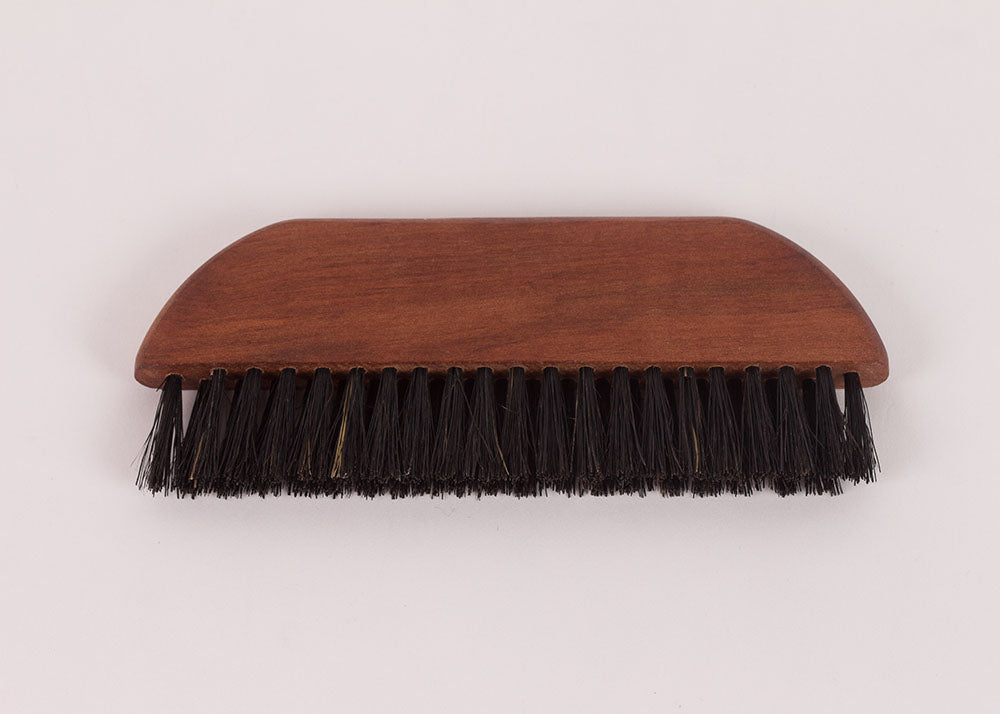 Bürstenhaus Redecker Pocket Clothes Brush | Oiled Pearwood