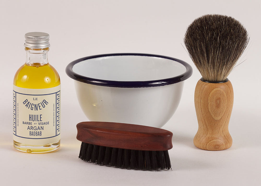 Bürstenhaus Redecker Mini Beard Brush | Oiled Pear Wood